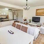 Clarimar By Hello Homes *
