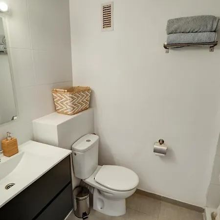 アパート Clarimar By Hello Homes *